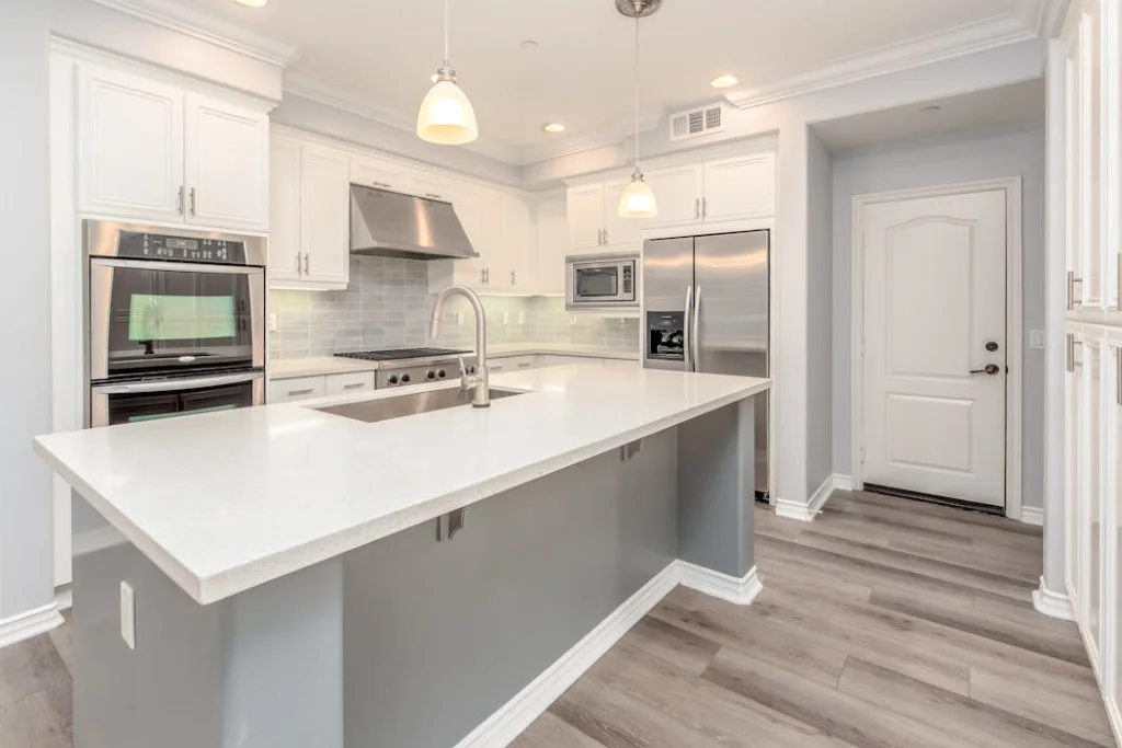 Fully Furnished Studio Apartment